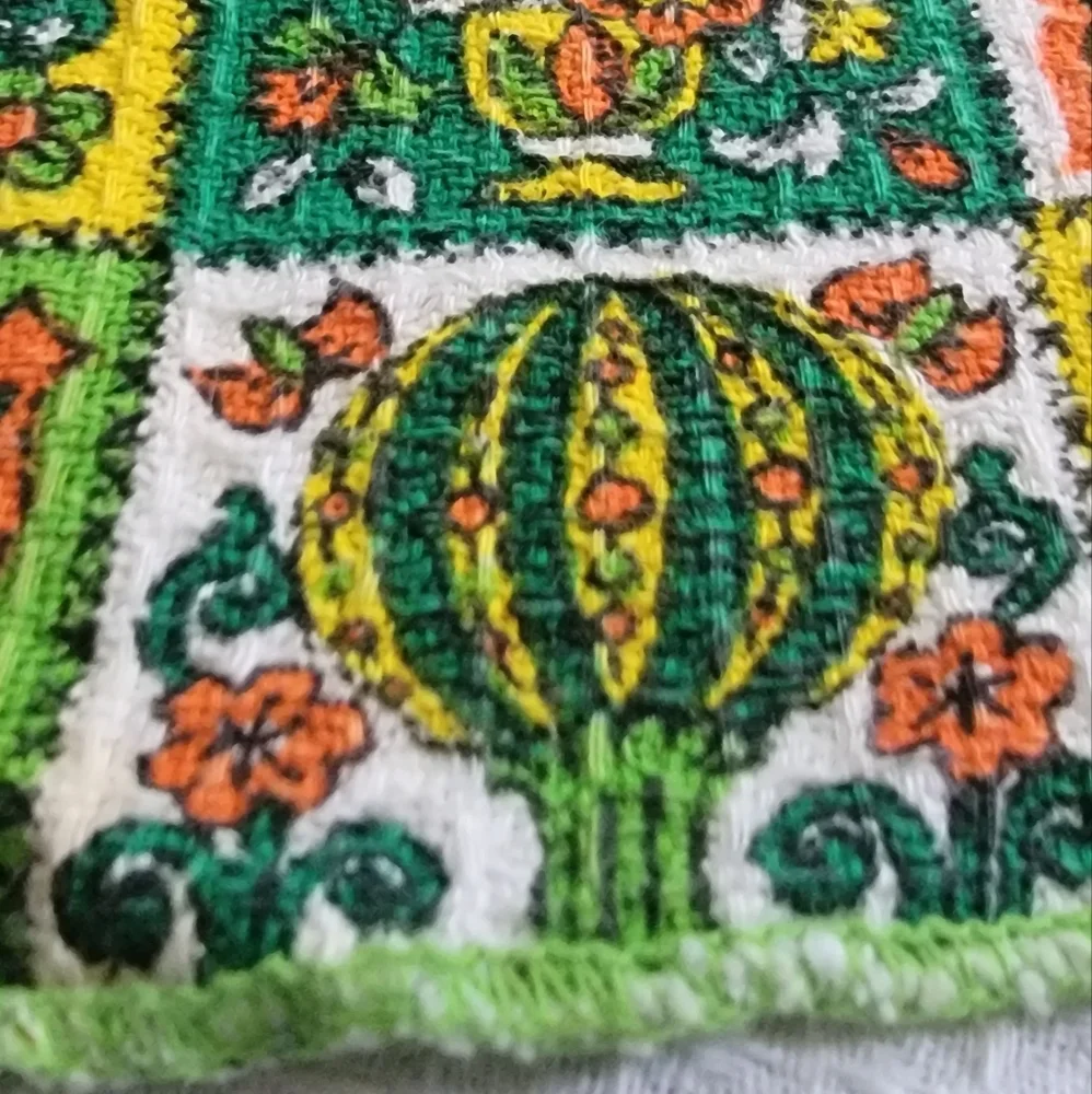 1970s Day Glo Wash Cloth Vintage Linens Washrag 60s, 70s green towel
